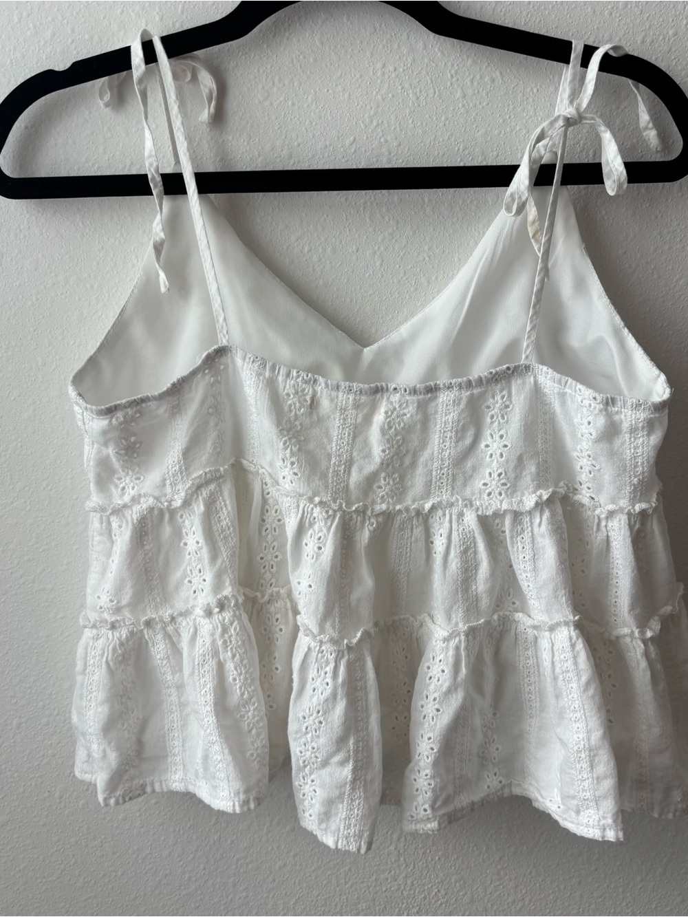 ROMWE White Eyelet Tie-Shoulder Peplum Camisole - Picture 6 of 7